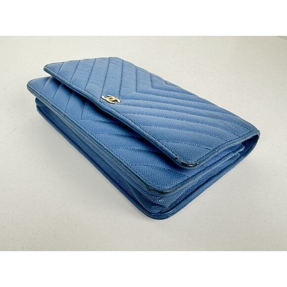 Chanel Wallet on Chain Blue Chevron Caviar Leather B-6 - Picture 8 of 16